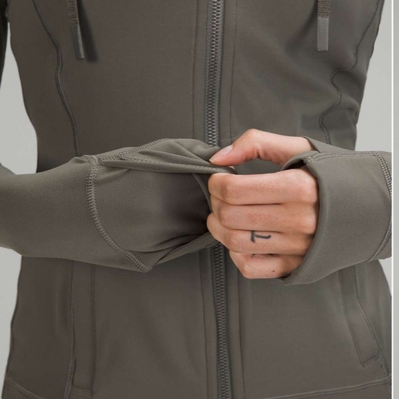Lululemon Hooded Define Jacket - Picture 8 of 9